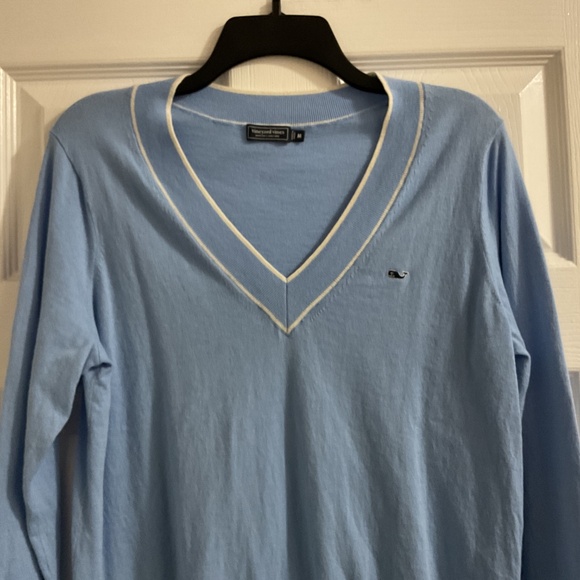 Vineyard Vines Women’s V-neck Cotton/Cashmere Blend Sweater, Medium - Picture 3 of 5